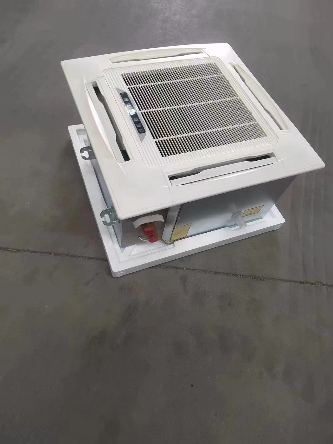 立式明装风机盘管的使用及安装特点是什? onmousewheel=